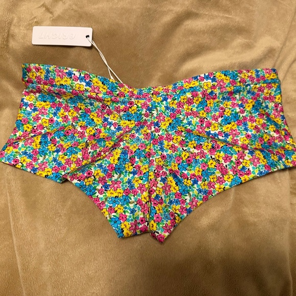 Bright Swimwear Sienna Shorts - Picture 6 of 7